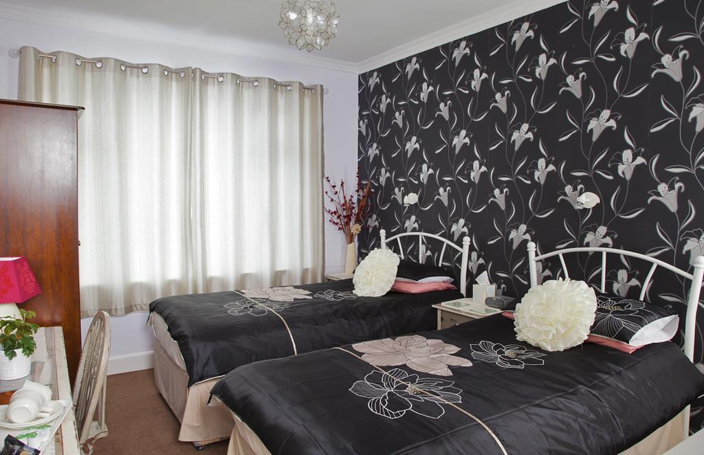 Anchorage Guest House Бриксем Экстерьер фото